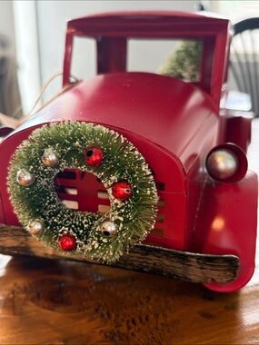 Red Holiday Metal Truck Decor with Wreath - Rustic Home Holiday Accent